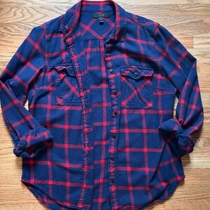 J. Crew Women’s Blue and Red Checkered Casual Shirt Sz 6
